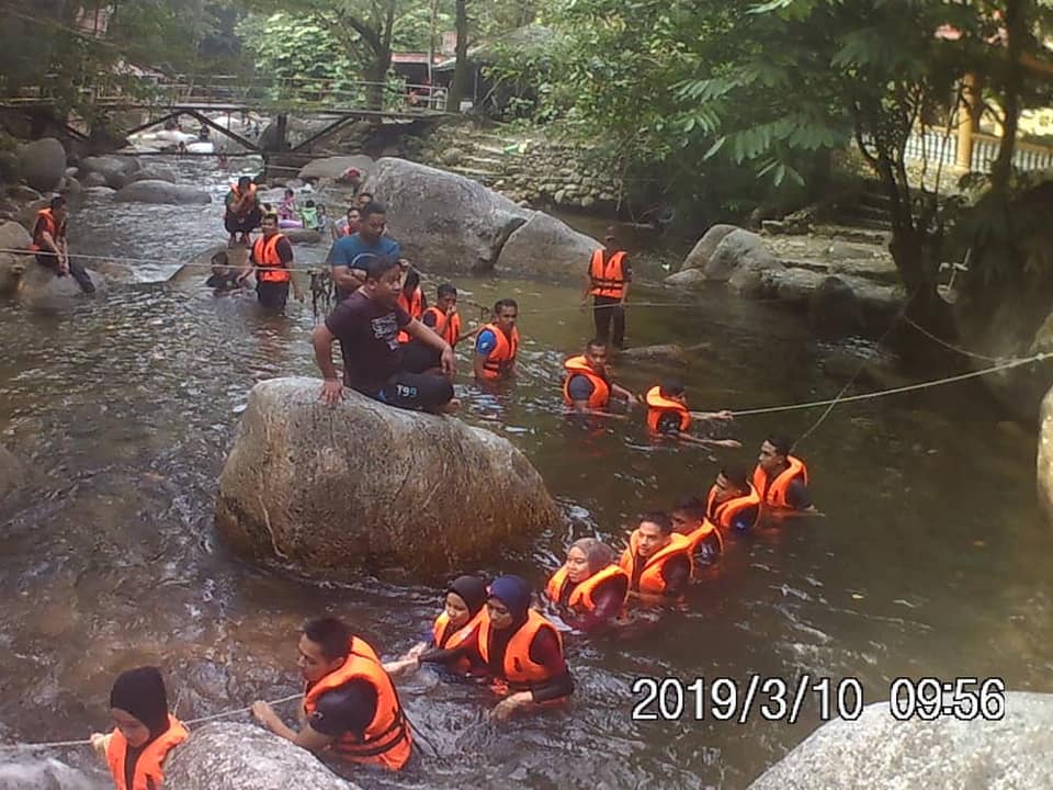 Kalumpang 12