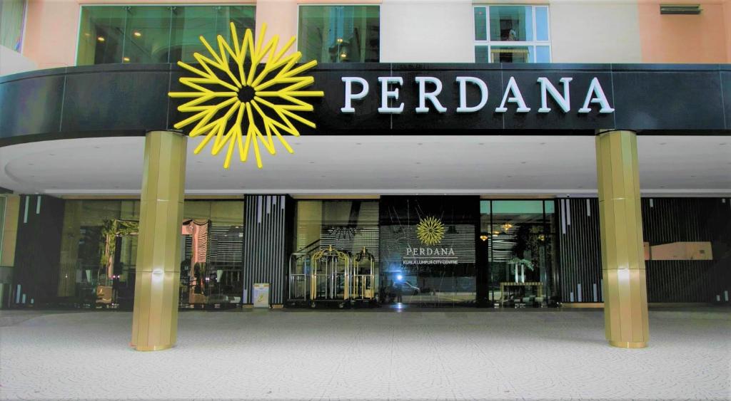 Perdana 04